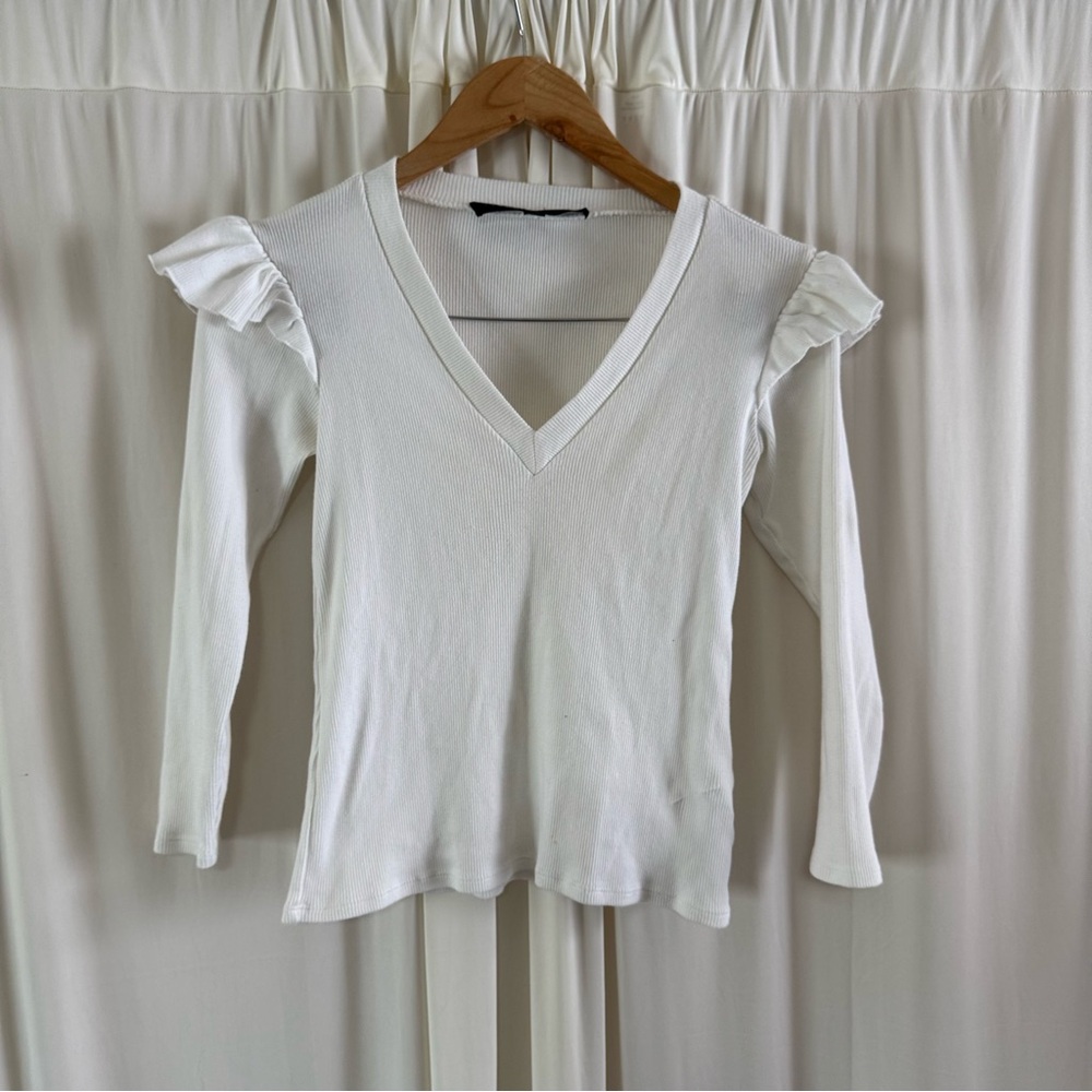 Veronica Beard Selene White Ribbed Knit Ruffled V-Neck 3/4 Sleeve Top XS S - Picture 2 of 7